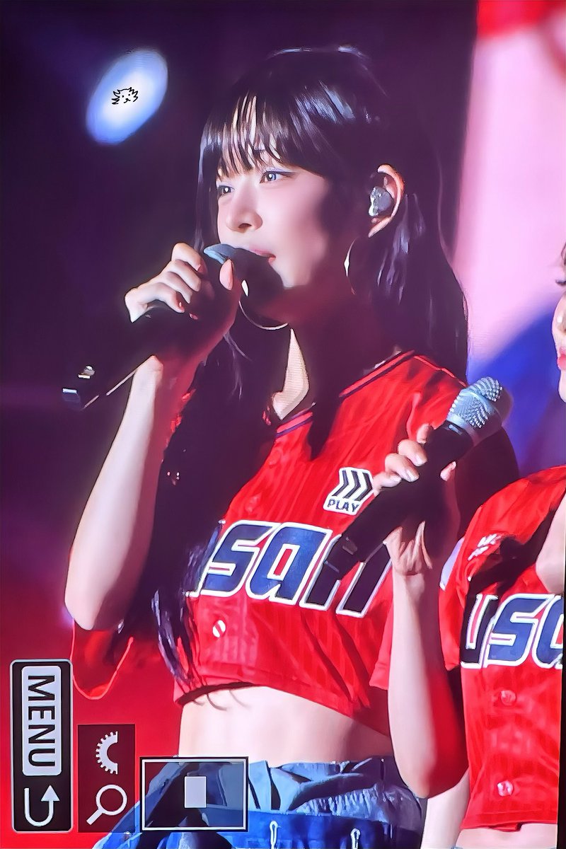 241103 레드팬스티벌 프리뷰 2

❣️

#프로미스나인 #이채영 
#fromis_9 #LeeChaeyoung