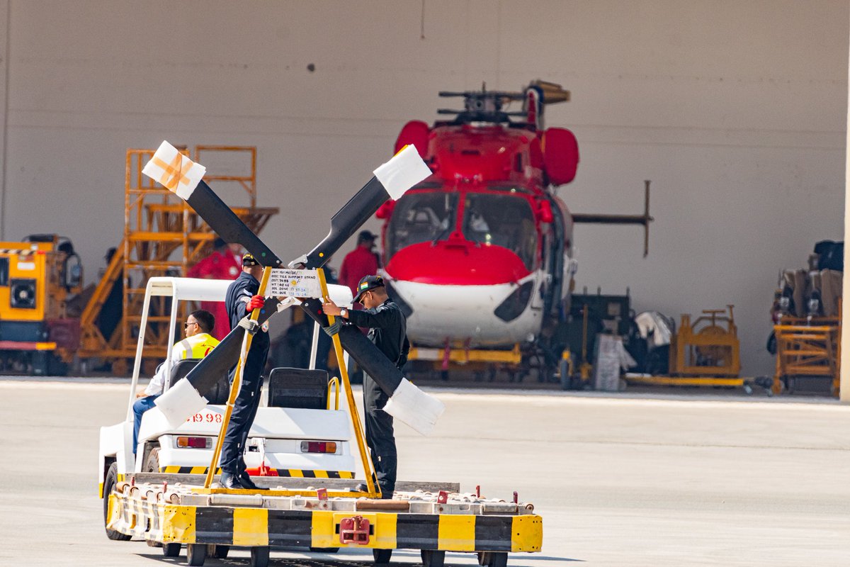 sarang_iaf's tweet image. Touchdown in Bahrain! 🇧🇭🚁We’ve offloaded the helicopters and are gearing up for an epic event. Get ready to witness an unforgettable air show!
#sarang #indianairforce #india #indiainbahrain #airforce #bahrain #manama #bahraininternationalairshow