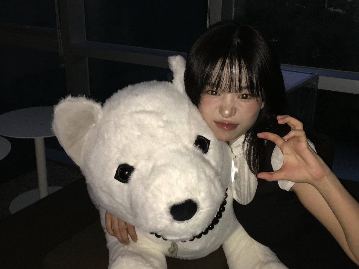 zo_yul's tweet photo. 아 예뽀라 https://t.co/762fcgMD1M