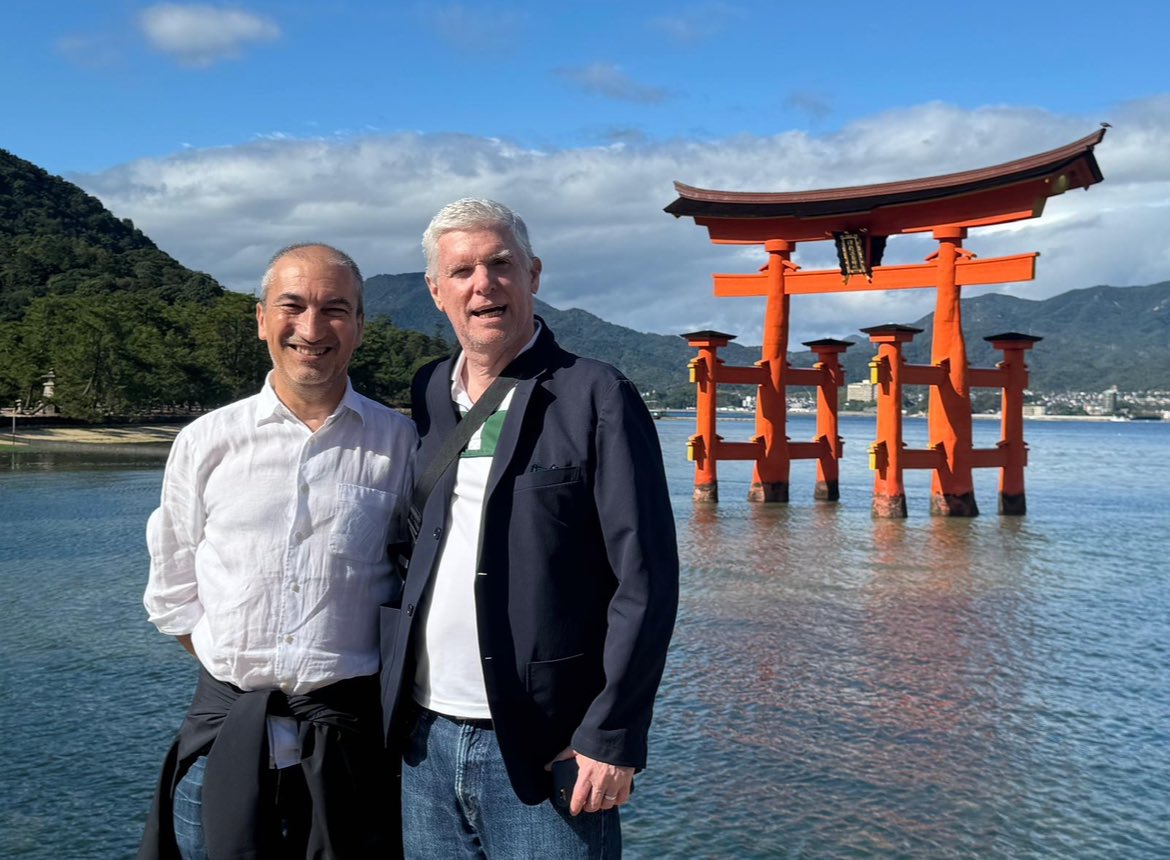 FVazPatto's tweet photo. Back in Helsinki, but some special images of beautiful Japan keep coming back…❤️
Kevin and I will return some day!
@VazPattoSusana https://t.co/RDkaHXplyD