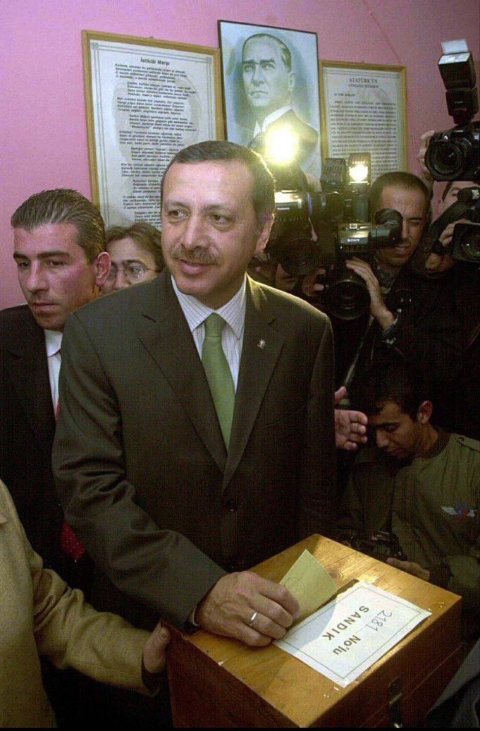 SilvanAkkad's tweet photo. #3KASIM2002

Millet tarafından kurulan ve henüz 1. yılında iktidara gelen AK Parti, Türkiye’nin partisidir.

Birlik ve beraberlik içerisinde, milletimize hizmet etmeye, mazlum coğrafyalara umut olmaya devam edeceğiz. Nice yıllara @Akparti https://t.co/HNgQR0mdoc