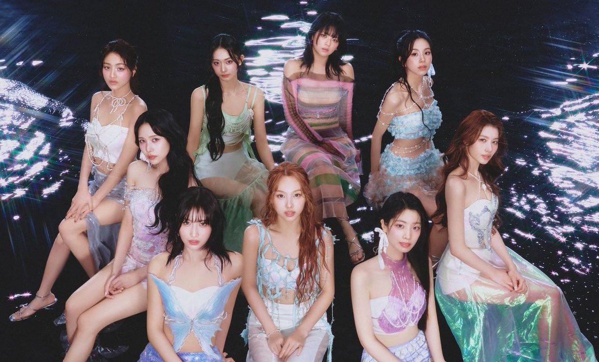 TWICEVU_'s tweet photo. DAY4: 2024 MAMA AWARDS - Fans' Choice Award 🏆

1 RETWEET/REPLY = 1 VOTE FOR TWICE!

THIS IS OUR VALID VOTE FOR DAY 4!! 

🗳️ 1 vote/acc/device/day
🎯 TOP 1 
📱Mnet Plus &amp; X 

#2024MAMAVOTE   #twice @JYPETWICE https://t.co/gohxvONk1r