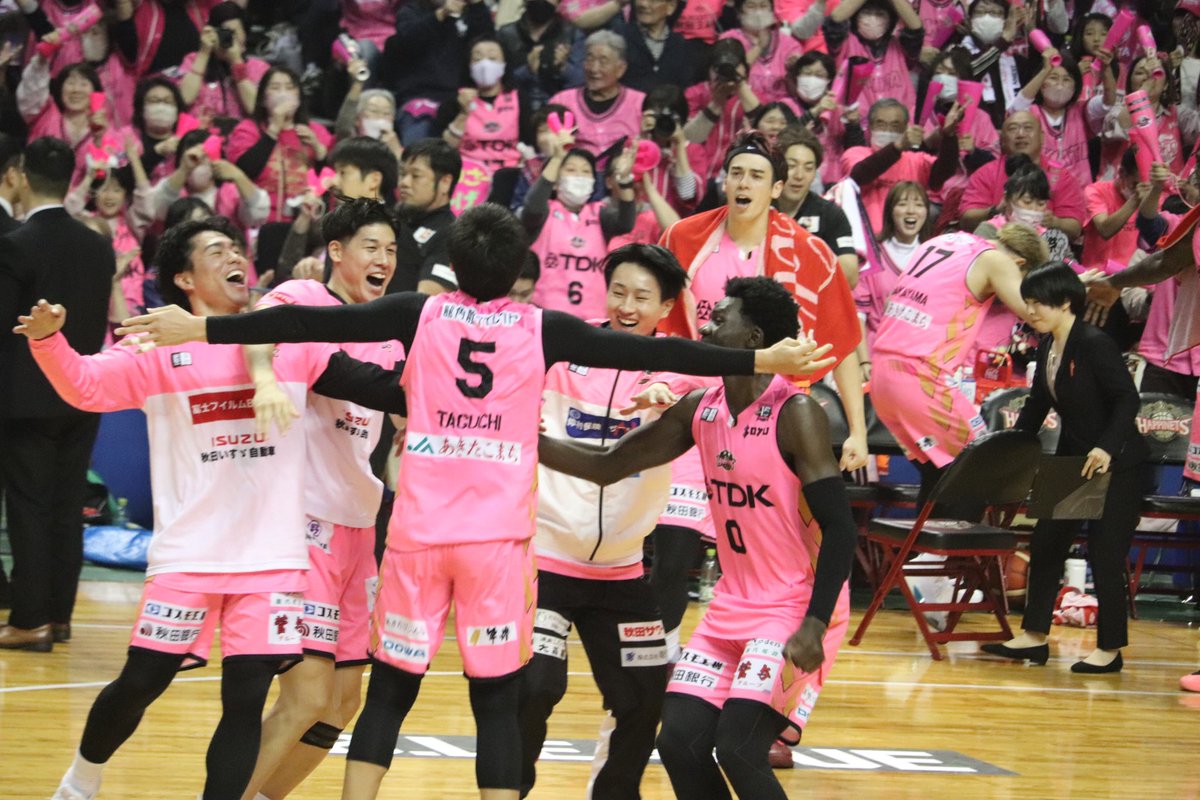 anh914Malory's tweet photo. まだ勝ってないのに喜びすぎよ〜☺️ https://t.co/0qFrxucuJI