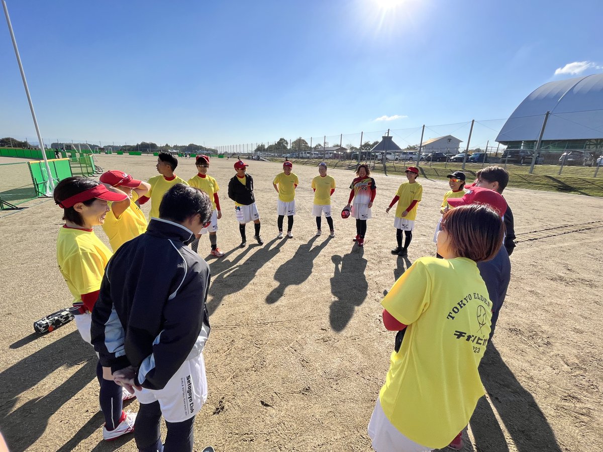 setagayaclub's tweet photo. 全日本エルダーソフトボール大会 in滋賀県
一回戦 vs 福島橘リファインズさん 10-0 ●

初日が雨で流れましたが、世田谷クラブらしく
最後まで攻め続ける戦いで初戦突破！
明日も二試合を勝ち抜けるように頑張りますので
応援お願いいたします🔥

目指せ！２連覇🥇 https://t.co/MhucC7XYTg