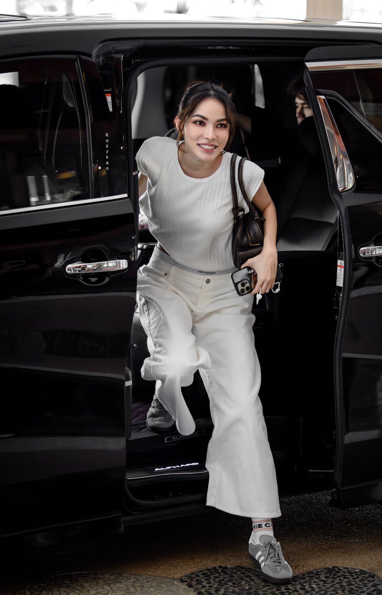 Nomannaw's tweet photo. #FinalMGCP2025xCharlotte

All White🤍                                        All Balck🖤 https://t.co/c3AacTUj4e