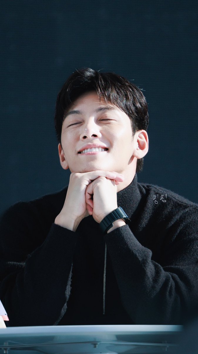 wanting821015's tweet photo. 오빠 너무 귀여워😂💕

#池昌旭 #지창욱 #jichangwook #チチャンウク https://t.co/t55n5k4w3m