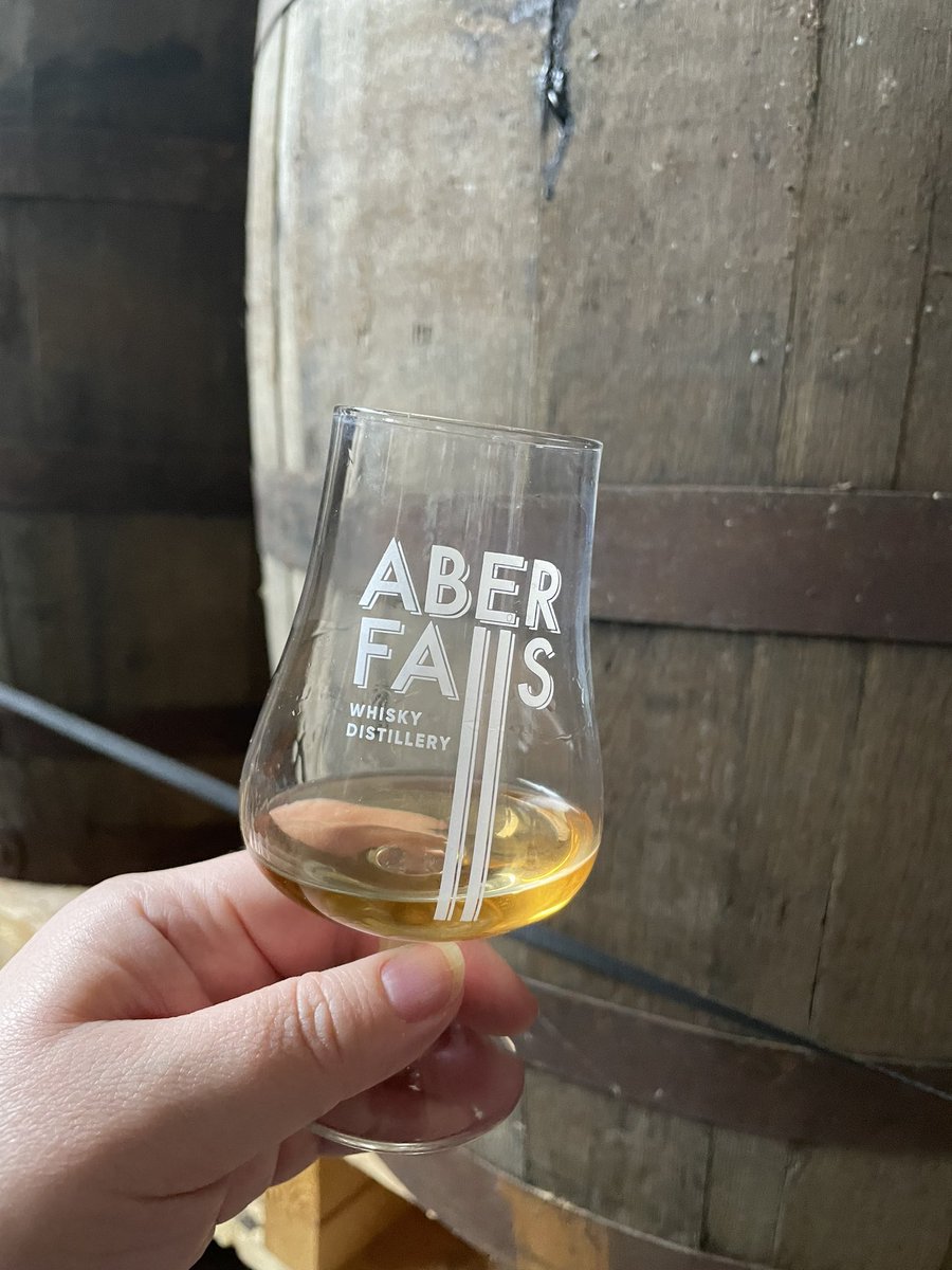 1_womans_whisky's tweet photo. Thanks to the team at Aber Falls for a great warehouse tour and cask sampling.
#sundaydrams #aberfallls #welshwhisky https://t.co/qSvhWOVhOe