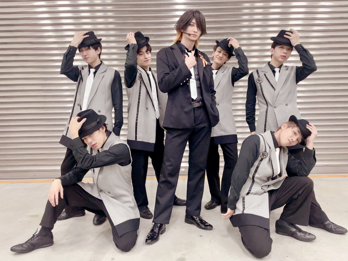ryota0914ohno's tweet photo. ミュージカル『刀剣乱舞』 祝玖寿 乱舞音曲祭

愛知公演ありがとうございました

Nameless FighterとRESONANCE
また踊れて楽しかった😛

長曽祢虎徹のソロは熱いよね🔥 https://t.co/PntmBlcwol