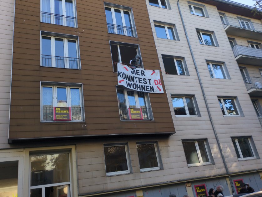 Haus in Düsseldorf besetzt. Bankstrasse 11