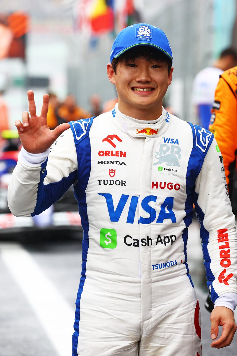 redbullmotorJP's tweet photo. 【角田裕毅】「3位」😁
#RedBull #翼をさずける #F1jp https://t.co/53vzBeZ6F7