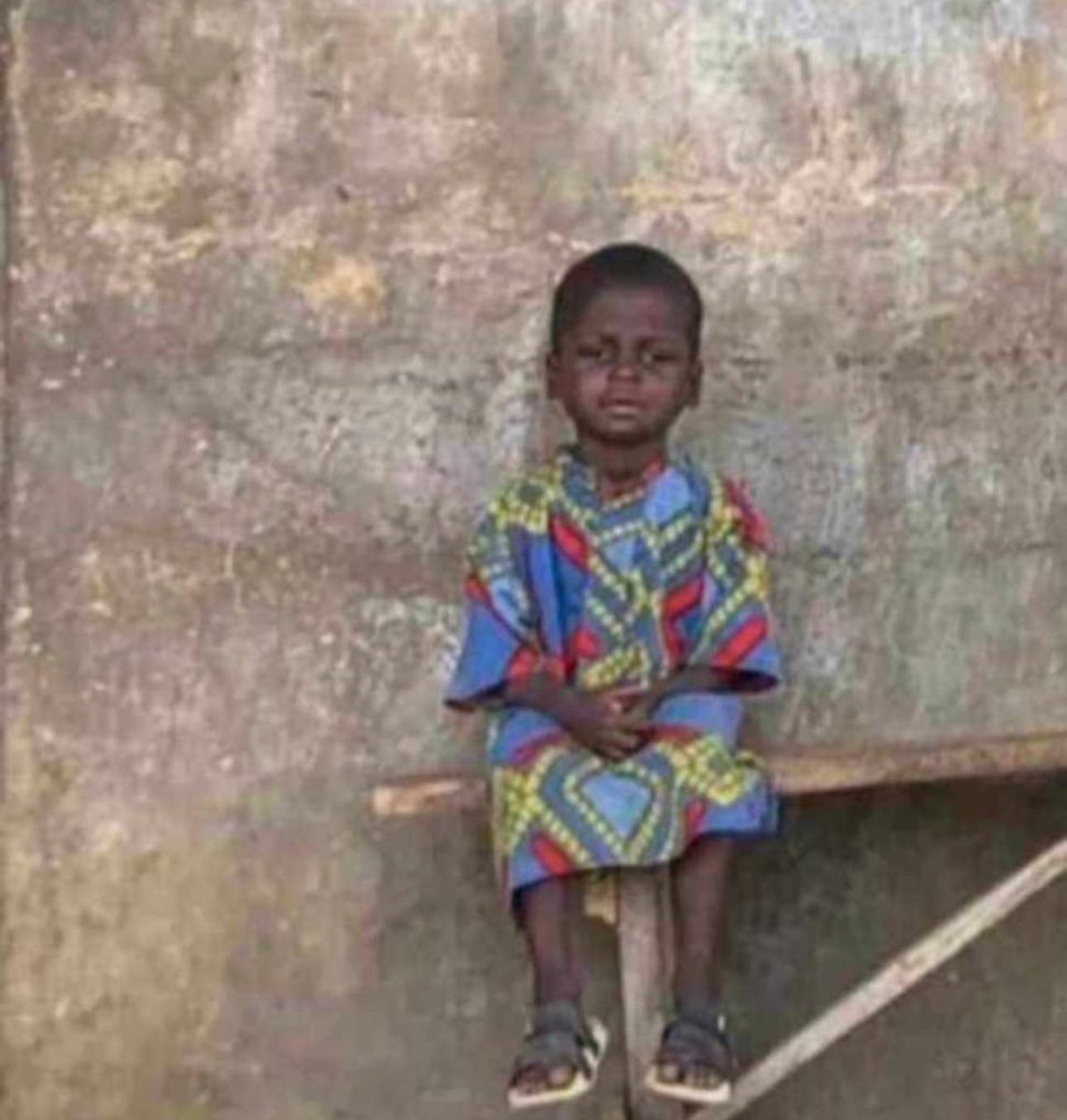 LUCID4496341's tweet photo. @mrbayoa1 please am sorry for disturbing your tl please my brother is a very good footballer I will love him to play on your new team I told him about it before but we don't have anybody staying in Lagos please is there any reservations for players outside Lagos 
@mrbayoa1 https://t.co/6bgKXwhQkl