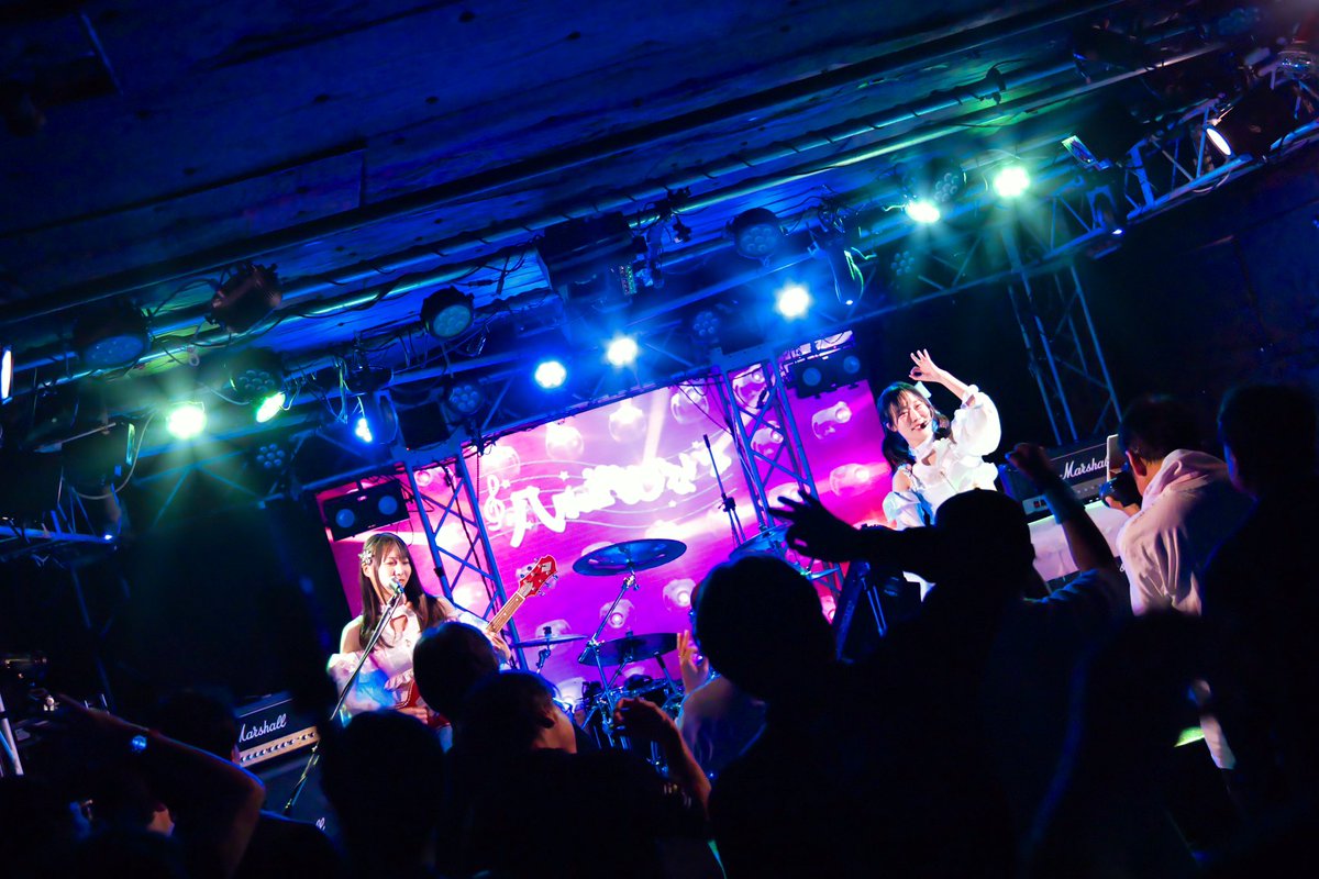 teruteru_pink's tweet photo. [live photo]
吉祥寺クレッシェンド
"八月のifかもしれない" https://t.co/hgWHeXT2a4