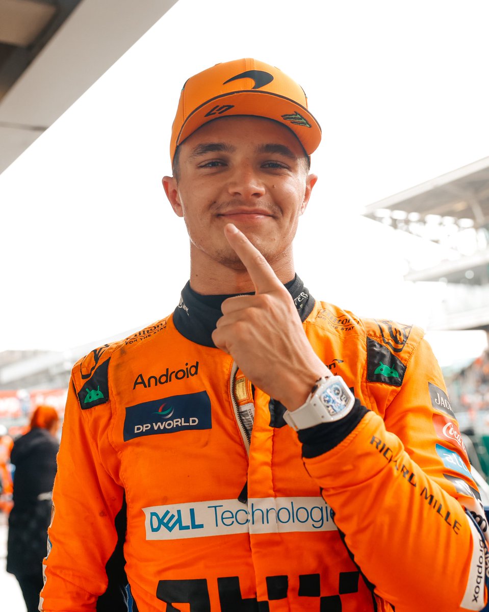 McLarenF1's tweet photo. Your pole sitter for the #BrazilGP. ☝️🇧🇷 https://t.co/aPAgj8Z6ld