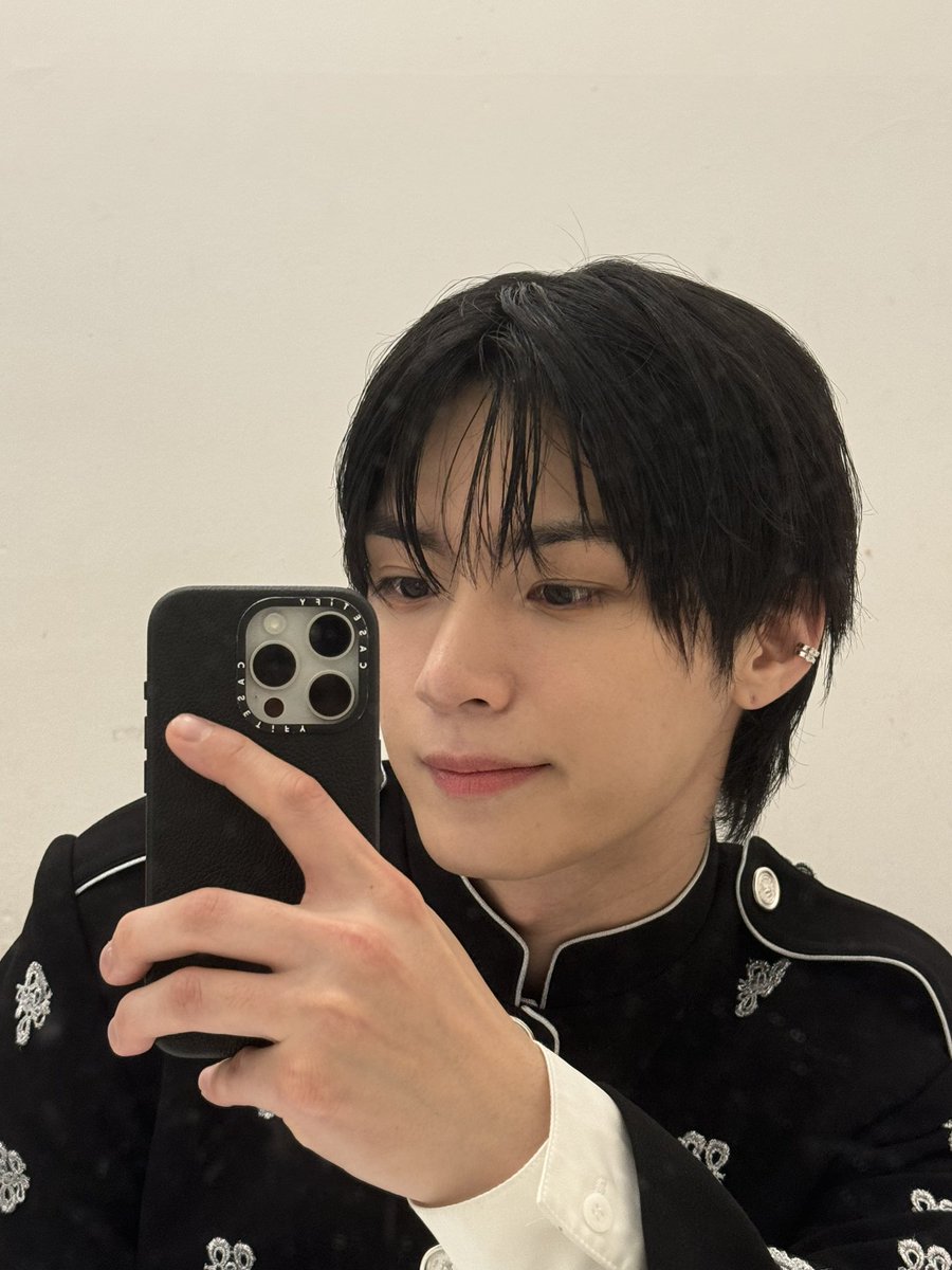 OmegaX_members's tweet photo. [#OX]

잘자여❤️ 

#OMEGA_X #오메가엑스 
#한겸 #HANGYEOM https://t.co/JSCS7W7PxK