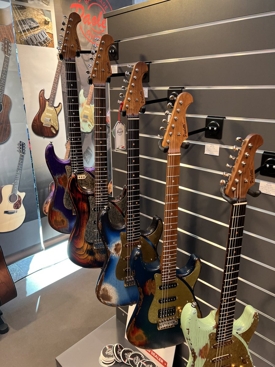 tonylaulesse's tweet photo. Paoletti guitars from Italy 🇮🇹🇮🇹🇮🇹 https://t.co/EQUs6dVJaW