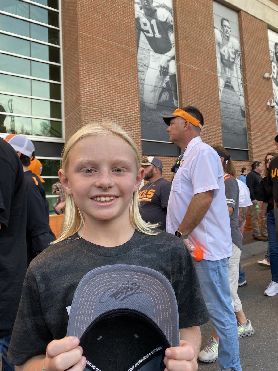 Ru10bar's tweet photo. A big thank you to @CalebHerring19 for making my son’s first trip to Neyland  a great experience! @Vol_Football https://t.co/LBbdPxZeBd