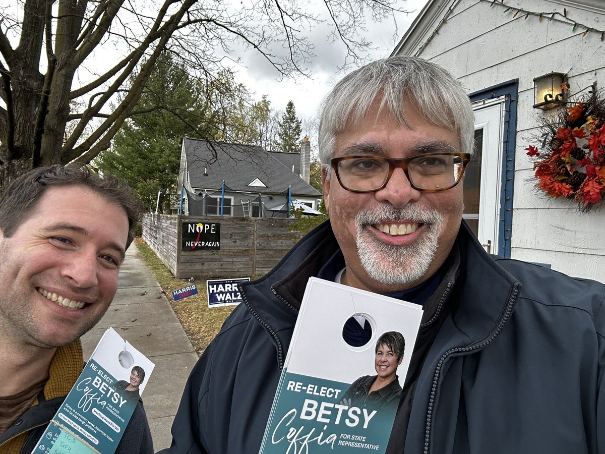 GOTV weekend with stops in Traverse City and Marquette to support <a href="/BetsyCoffia/">Betsy Coffia</a> and Jenn Hill. #WhenWeVoteWeWin