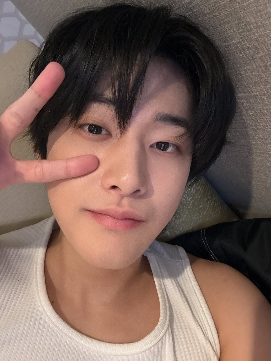 WEi__Member's tweet image. [#용하] 따랑해❤️