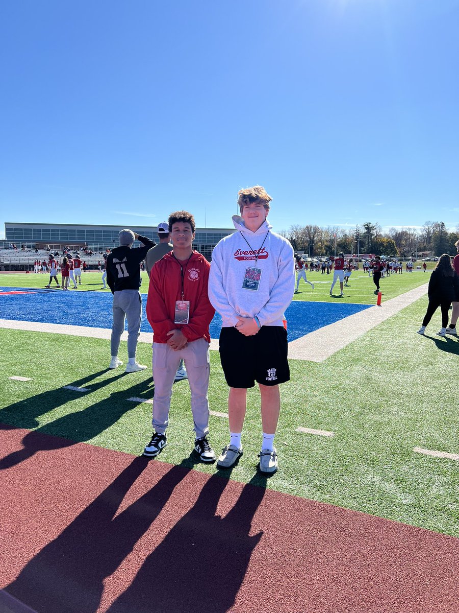 HarmanJakobe's tweet photo. Had an amazing time yesterday at shippensburg with my friends and family. thank you @CoachKerr1 for the invite. @KIJUANWARE @CoachMACshipU @MCBDCLB @ShipFootball https://t.co/54tIBuIdZC