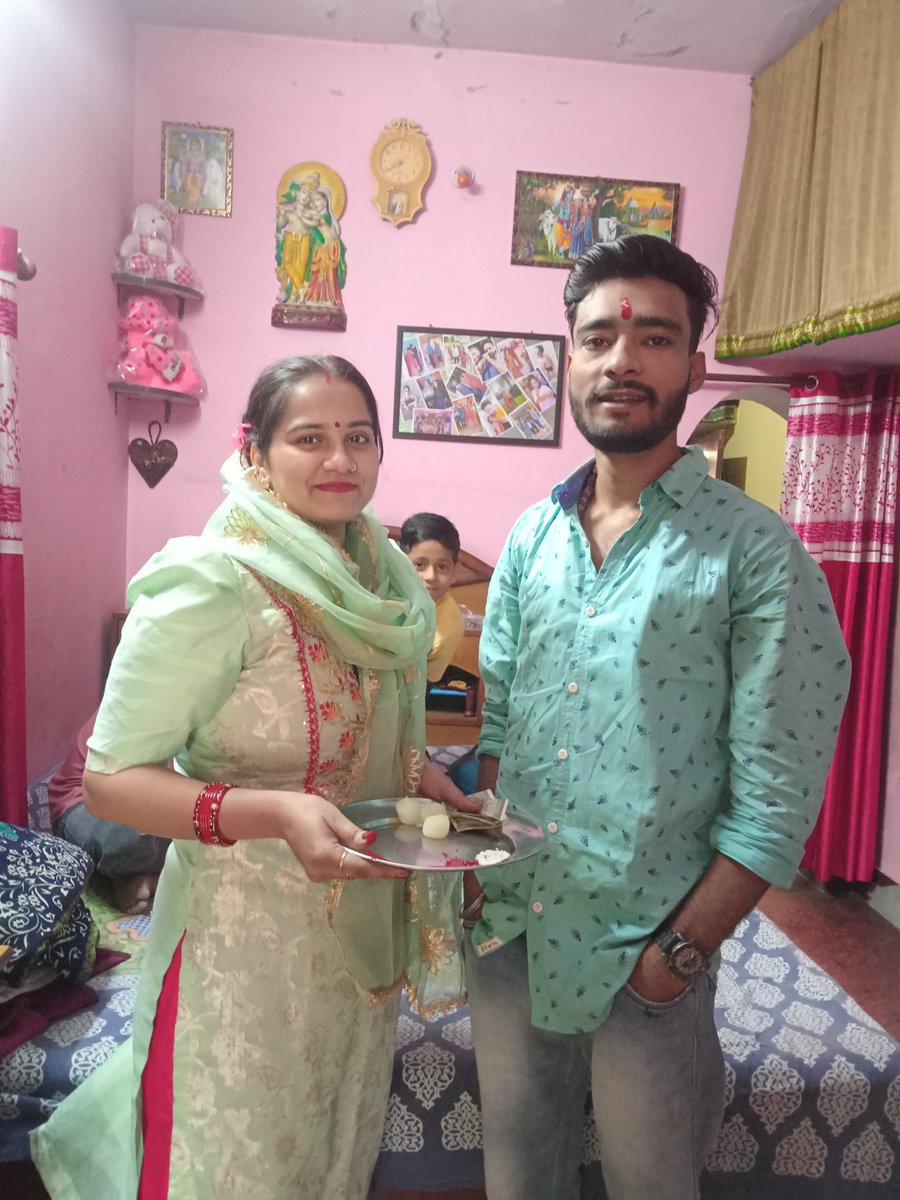 luckyTushar5's tweet image. Happy bhaiya dooj ..... ✨😊
.
.
#foryou #bhaiyadooj #festival #brothersisterlove #bhaibehan #newpost #today #photoclick #likesforlike #photooftheday #photo #uttarakhnad