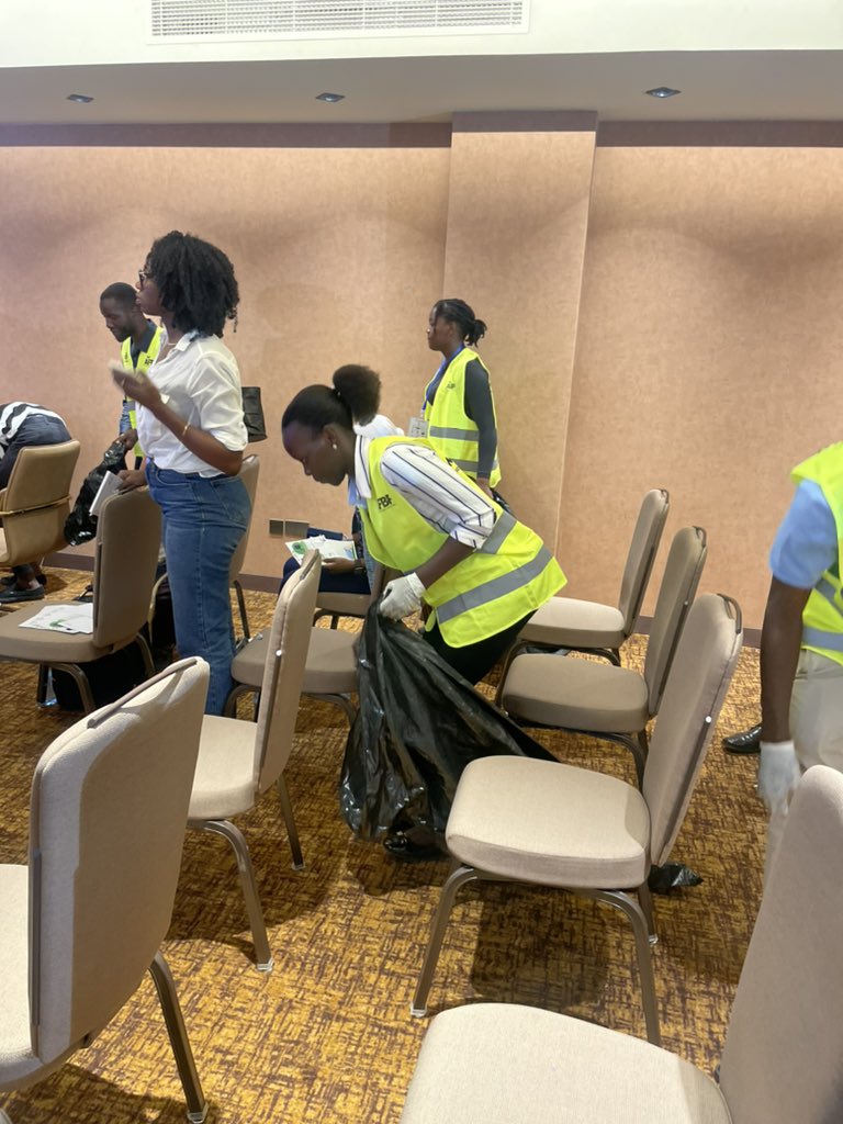 FLF_ngo's tweet photo. After the sessions, we got to work cleaning the conference rooms and common areas, making sure every space was tidy after ongoing meetings.

#REC24
#RenewableEnergy
#MyNature
#ActionsForABetterFuture https://t.co/EGchGK1VpU