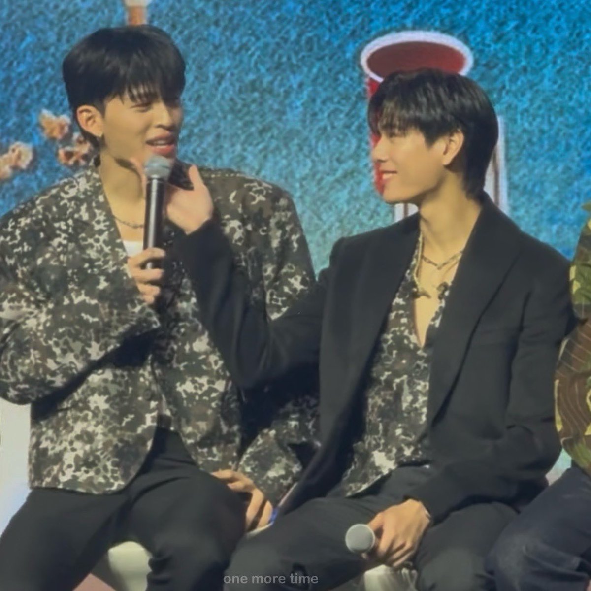 one more time ʕ≧ᴥ≦ʔ tweet media