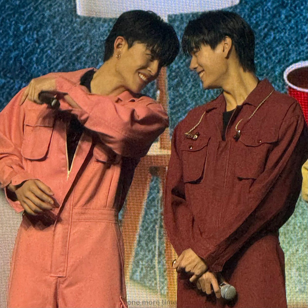 one more time ʕ≧ᴥ≦ʔ tweet media