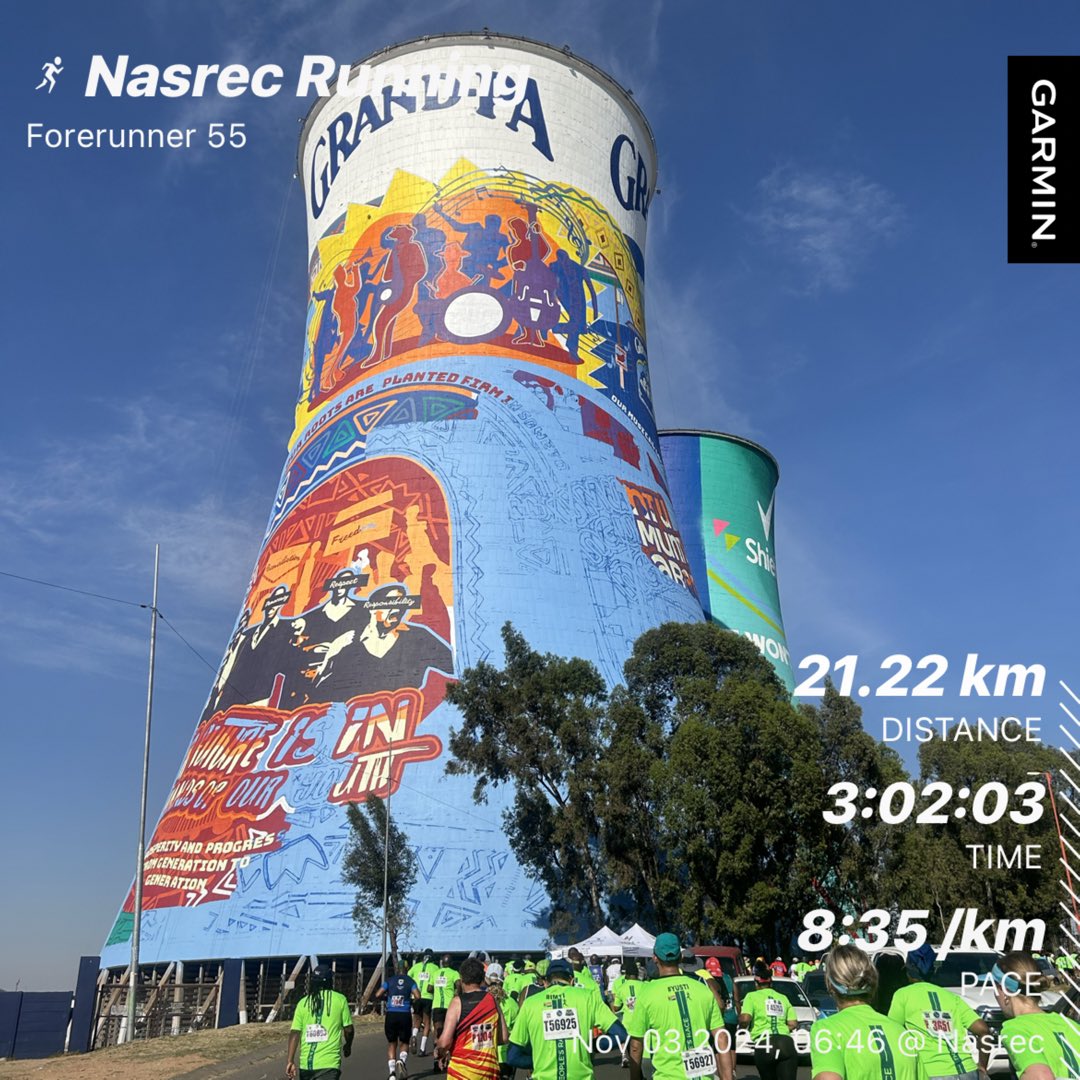 sma_fitness's tweet photo. Soweto Marathon is really not for the faint hearted 😂😂😂😂 I walked the last 5km because of ihlaba 😭😭😭😭
#sowetomarathon #halfmarathonrunner #halfmarathon #FetchYourBody2024 https://t.co/lJ6iaXxWUj
