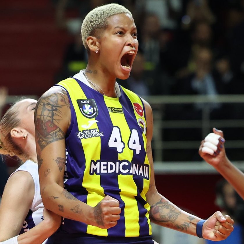 🏆 Sultanlar Ligi En Çok Ace Atanlar
☄️ Set Başı Ace - Toplam Ace

🇹🇷 Vargas 0.93 - 14 ace
🇹🇷 Sıla 0.54 - 13 ace
🇨🇦 Van Ryk 0.52 - 12 ace
🇧🇷 Ana C. 0.50 - 11 ace
🇹🇷 Alexia 0.48 - 11 ace
🇹🇷 Ege Melisa 0.47 - 9 ace
🇷🇸 Busa 0.46 - 13 ace
🇮🇹 Bosetti 0.44 - 11 ace
🇺🇸 Yaasmeen 0.42 -