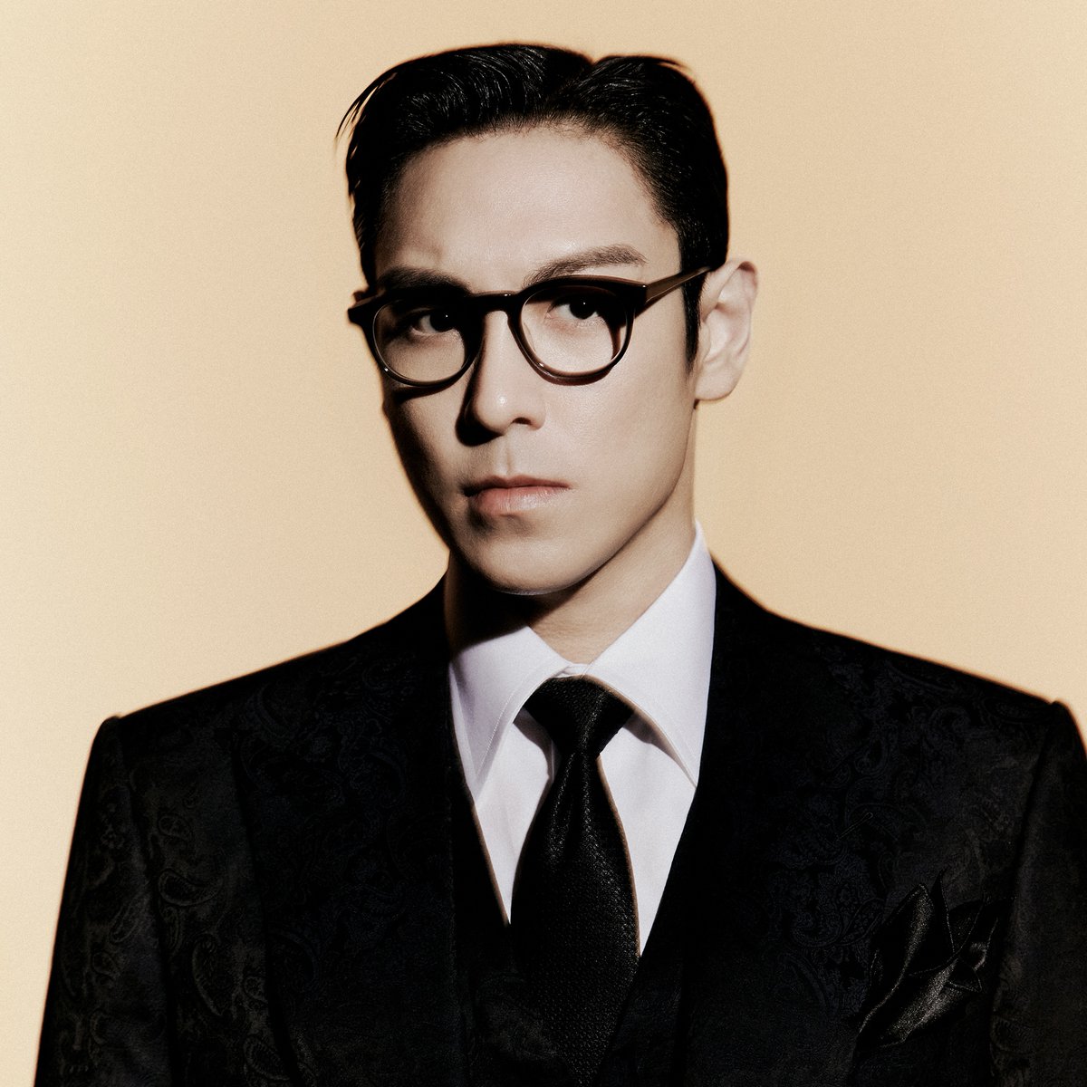choidot's tweet photo. 𝙃𝙖𝙥𝙥𝙮 𝘽𝙞𝙧𝙩𝙝𝙙𝙖𝙮 𝙏.𝙊.𝙋 ! 
2024.11.04. 생일 축하해 최승현 ♥️

#CHEERSTOTTTOP #CHOISEUNGHYUN #최승현 https://t.co/krYkLRlnQc