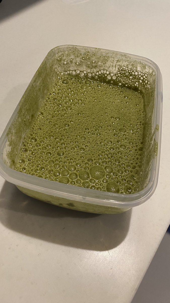 فايدة السدر للفروة فقط يعالج مشاكل الفروة مثل الفطريات الأكزيما والقشرة يقلل التساقط و يعتبر مطهر الطريقة الصحيحة لأستخدامه سدر أصلي مع مويا أستخدموه مثل الشامبو ع الفروة بس وباقي الشعر اييي ماسك ترطيب ربع ساعه الى نص ساعه و أشطفوه 🚿