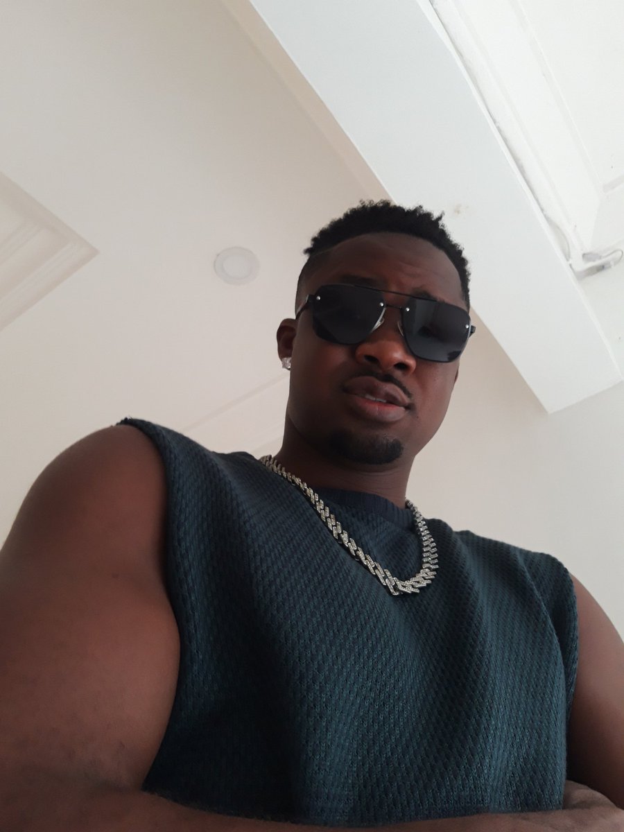 iamkinghm's tweet photo. Thank God for life https://t.co/M7QETaVkgG