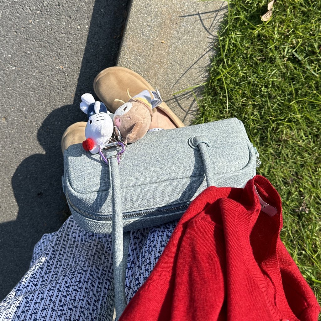 tamjaichunbkk tweet media