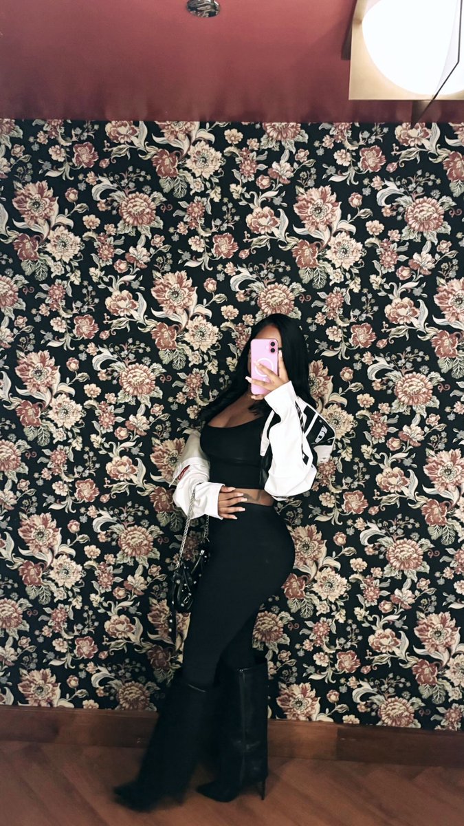 💋