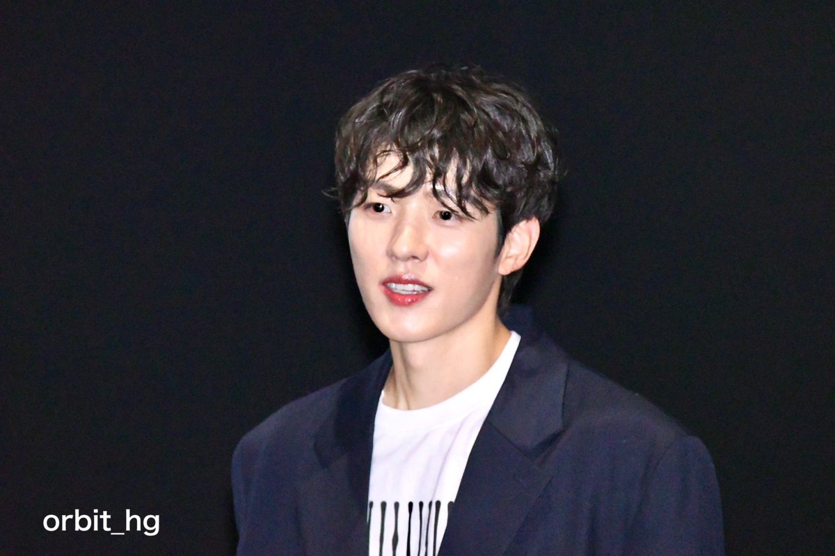orbit_hg's tweet photo. 20241103 4분 44초 무대인사

#이성열 #LEESUNGYEOL  #イソンヨル
#인피니트 #INFINITE https://t.co/1O5ZqnT9oL