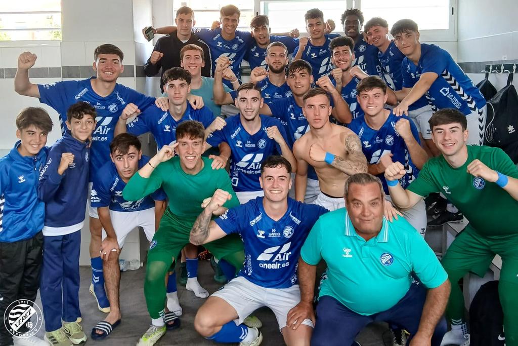 🏆 Segunda Andaluza Senior
🗓️ Jornada 8
⚔️ #XerezB 🆚 <a href="/CDRayo_ofi/">CD Rayo Sanluqueño</a>
✅ 3-0
⚽ <a href="/saantaanaaa_/">santana</a>, <a href="/jgg_04_/">Romero</a> y Antonio Moreno 

#CanteraXDFC