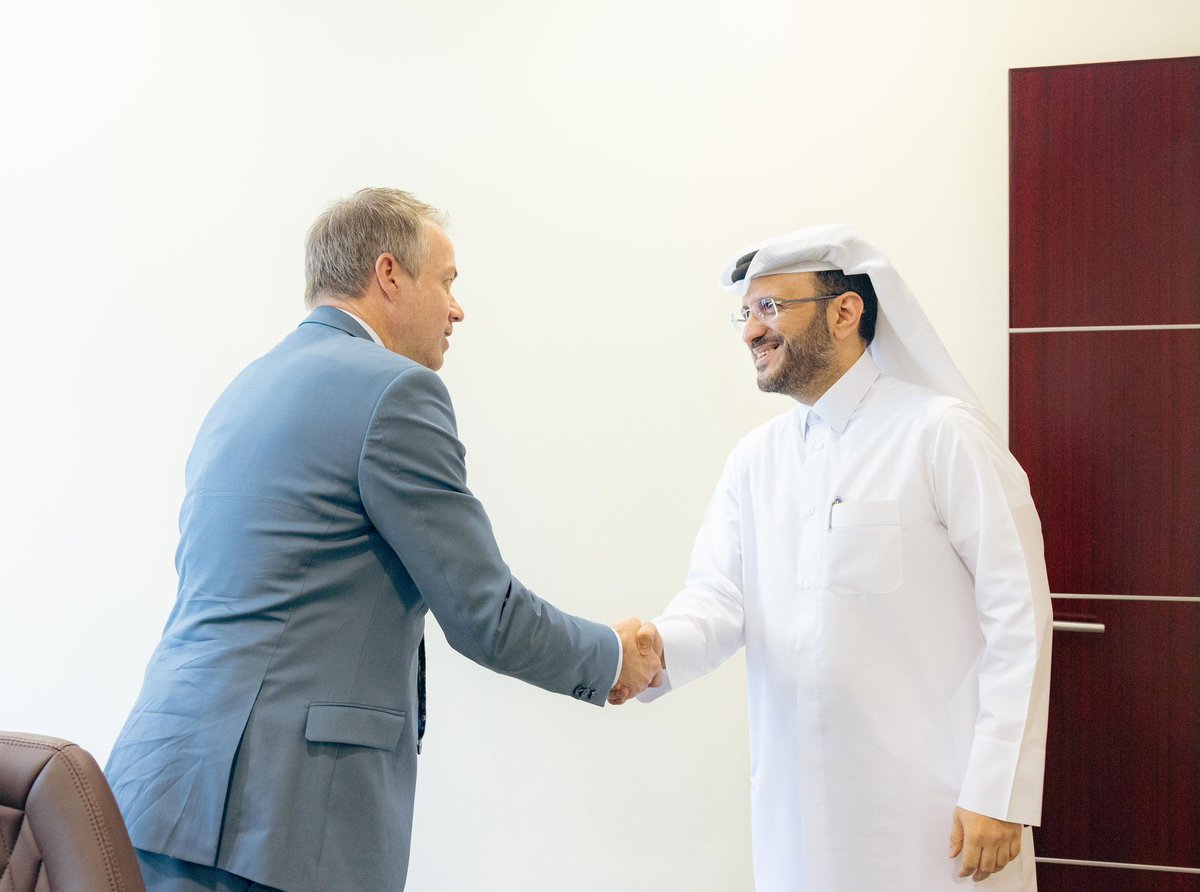 المتحدث الرسمي لوزارة الخارجية <a href="/majedalansari/">د. ماجد محمد الأنصاري Dr. Majed Al Ansari</a>  يجتمع مع مدير عام مكتب الشرق الأوسط في وزارة الخارجية الكندية

#الخارجية_القطرية