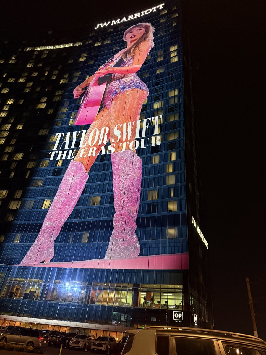 1PlusTwinsMom's tweet photo. @taylorcurl1 https://t.co/6UDoakNq3t