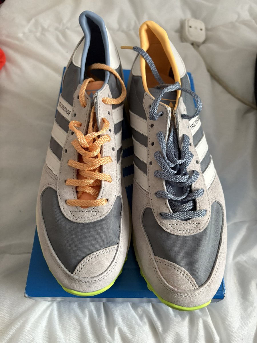 GarethTatts2's tweet photo. @adiFamily_ Adidas TRX Trainers 
Size 9
Worn twice in excellent condition.
Og box
£45 delivered 
Add 4% if by PayPal https://t.co/hzMMbeiuTj