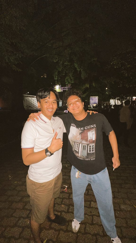 morizsey's tweet image. student nite
#fisipui