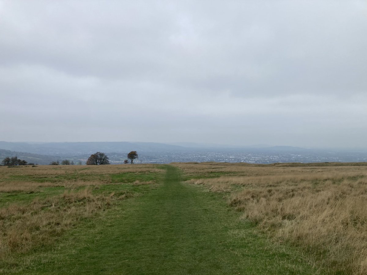Phil_Daniels's tweet image. One of those Joy Division days. Grey and very still #joydivision #hillwalking