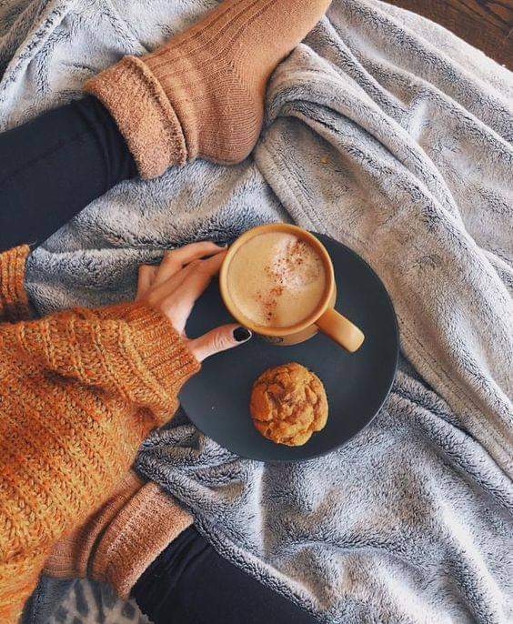 Born2MakeUAPPY's tweet photo. Bom dia🙏☕️🍂
#domingamos
Viver não dói
O que dói é a vida que não se vive🍂🍁🍂🍁
#outono🍁#novembro2024 #bomdia #cafedamanha #solinho #persistirsempre #desistirnunca #gratidão https://t.co/dKPHZvxO1u