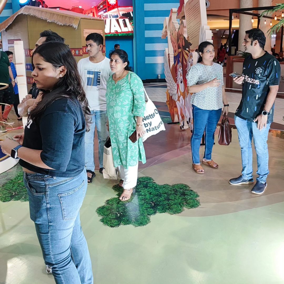Growels101's tweet photo. Experience the Ramayana at Growel’s 101 Mall! 🛕✨

Explore our Story Trail with epic displays, perfect for all ages. This festive season, shop for ₹5000+ &amp; get a chance to win Diamond Jewellery, an Int. Holiday, Home Appliances &amp; more!

Valid till 17th Nov’24. 

T&amp;C apply. https://t.co/MK7MPUOY1K