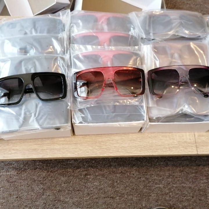 itravelgang7's tweet image. #TheGreatDoorGlobalVentures® Instagram Account - #Buyquality #Makeup #cosmetics #Bras #panties #electrictoothbrushes #portableSolarinverters etc