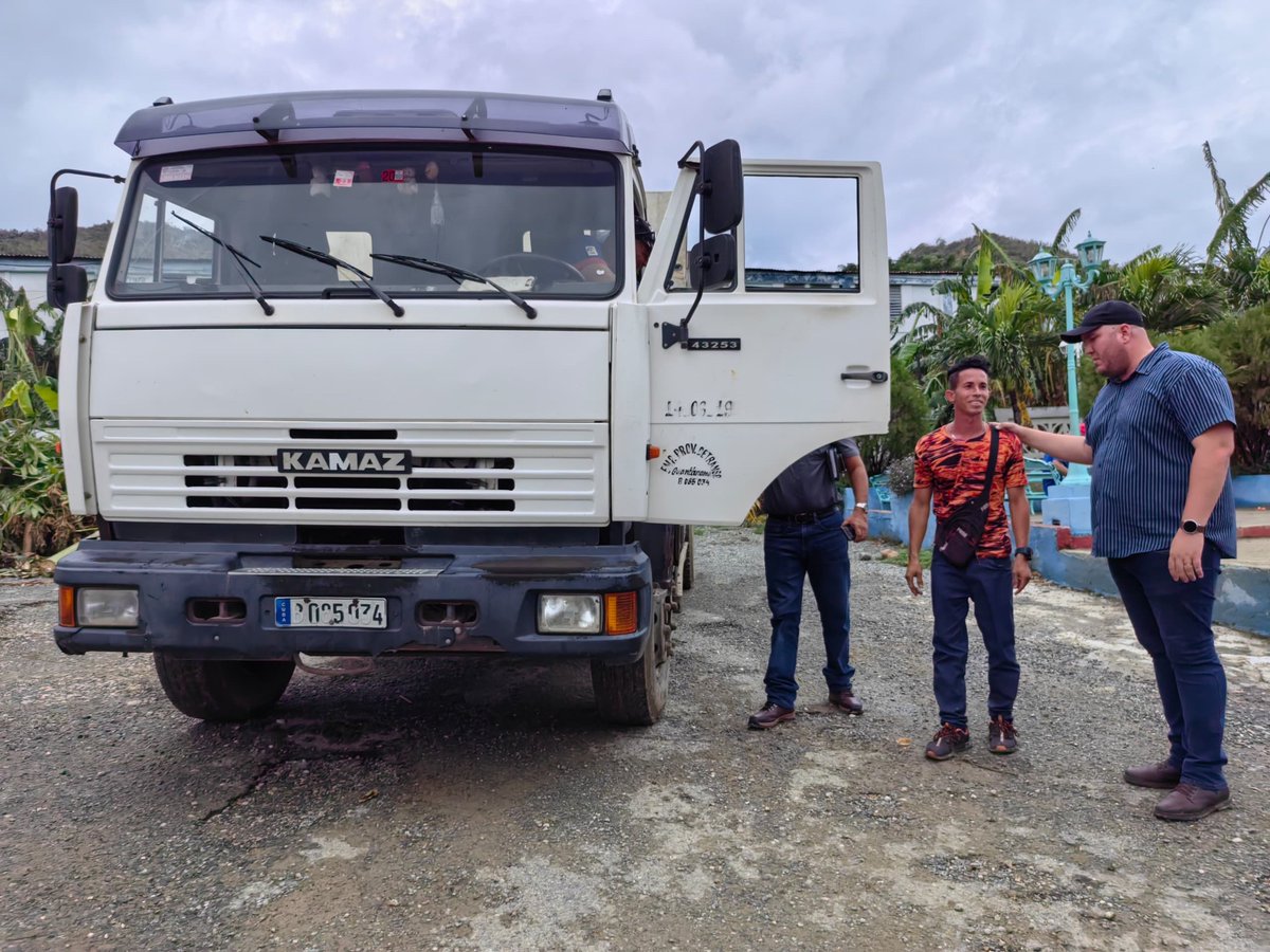 MitransCuba's tweet image. &quot;No importa que los obstáculos sean grandes, no importa que las dificultades sean grandes: ¡La unión y la estrategia común es la condición esencial y el único camino de la victoria!&quot; #FidelPorSiempre 
#FuerzaGuantánamo 
#UnidosXCuba