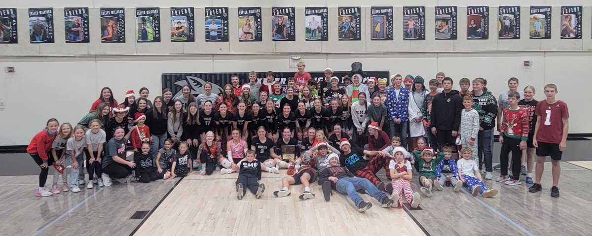 Mandery's tweet photo. Dear EMF Student Section,
You rock! So proud of the way you represent #EMFbobcats! #loudandproud #smalltownsproud https://t.co/YQW1pTvNSb