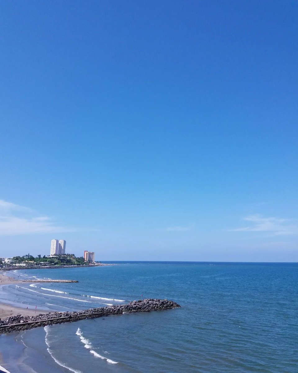mientras_jkn's tweet photo. 2/30 Algo azul 📷

Les compartimos una foto de nuestro bello hogar #veracruz , si te gusta la foto, el reto, el contenido y/o ambos, por favor siguenos 📷
Muchas gracias, sos un sol 📷 https://t.co/HFi7STGp1C