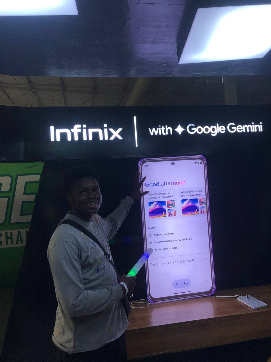 ToriolaZeke's tweet photo. @InfinixNigeria #wooowNEWHOT #WOOOWSOOOSTRONG https://t.co/e7GZ8ILCDr