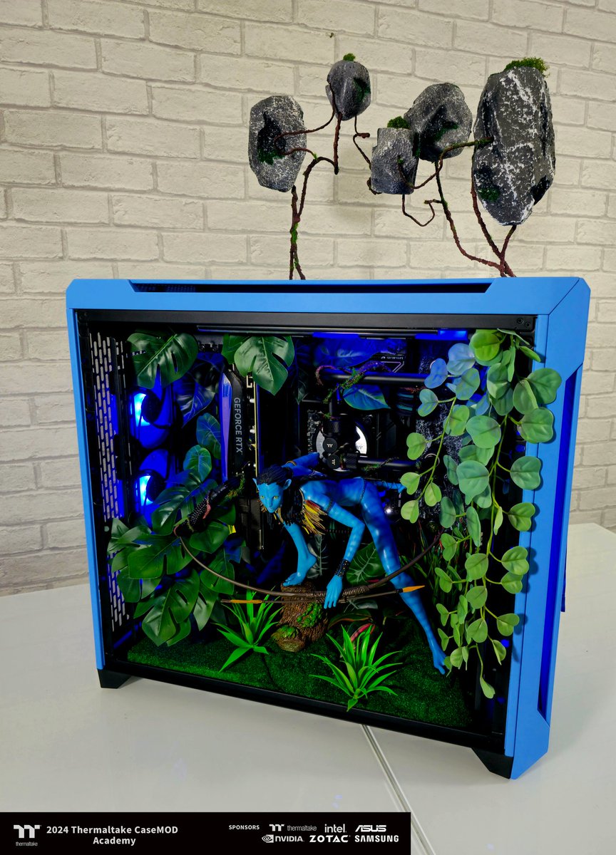 Samarlian's tweet photo. Voting is live scan the bar code in the picture select the discussion tab then select TEAM IST

@Thermaltake_UK_
@ThermaltakeInc
@ScanComputers
@IntelUK
@ASUSUK
@ZOTAC_UK
@NVIDIAGeForceUK

#Thermaltake #vote #Vote2Win #thefinals #pcmodding #avatar #avatarthewayofwater  #neytiri https://t.co/2XSZosVf78