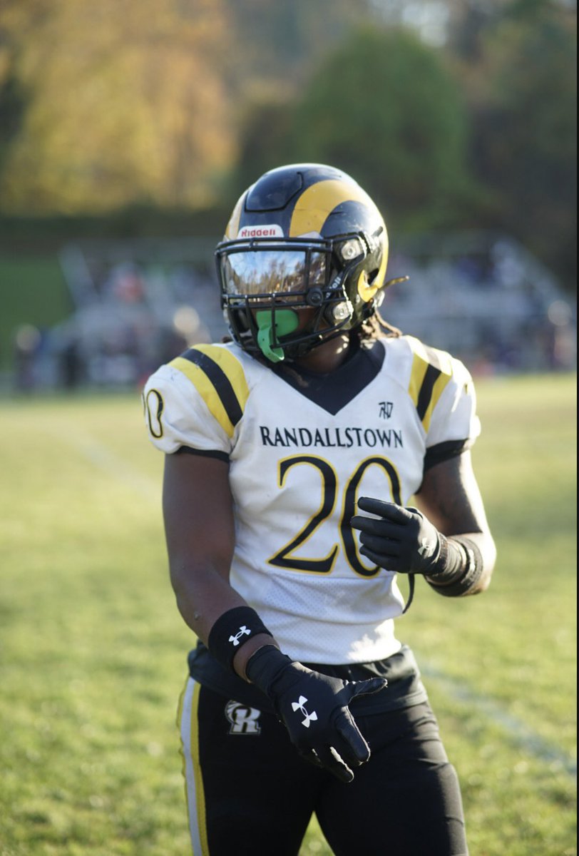 Regular season tape!!!! Time for playoffs…
hudl.com/athlete/168906…